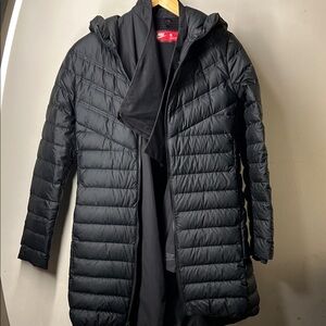 Nike Tech Aeroloft down-filled women's hooded puffer coat | Size S